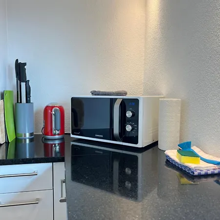 Alexa *